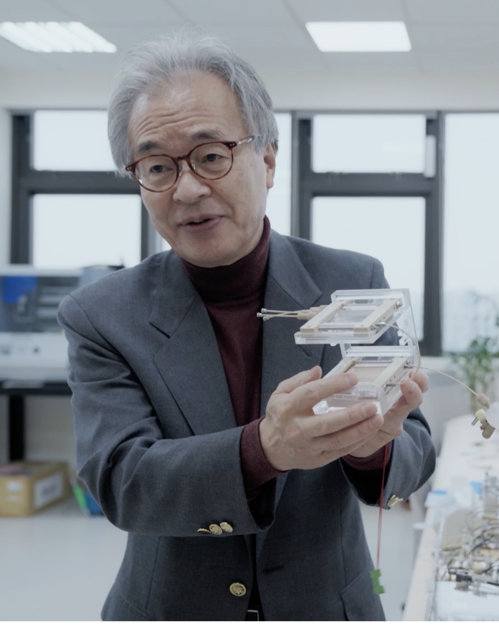 Takehiko Kitamori, Ph.D. Originator of the microfluidic device