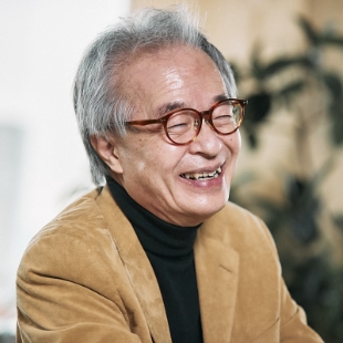 Takehiko Kitamori, the originator of the microfluidic device