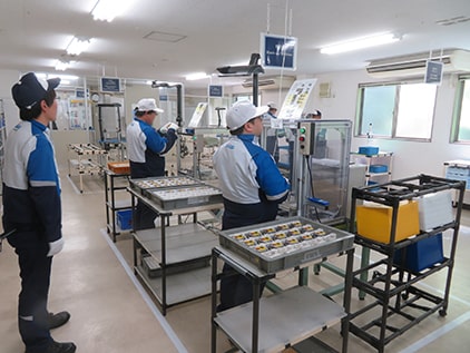  

A practical application lecture using simulation devices at the Assembly Dojo 