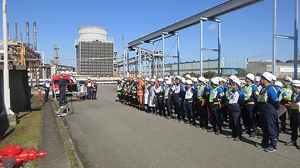 Aboshi Plant, Innovation Park: Joint emergency drill with the local fire department (conducted in FY2021/3)