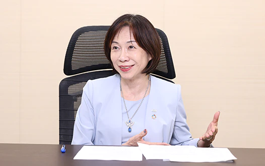 社外取締役 小松 百合弥